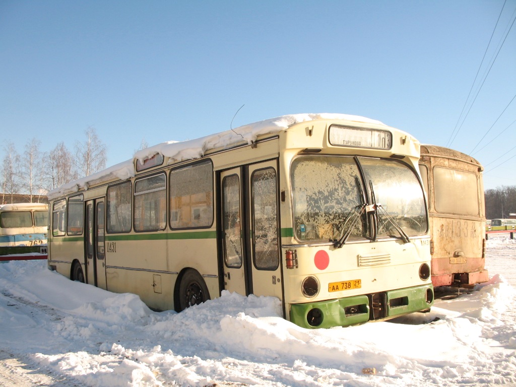 Чувашия, ЛАЗ-695Н № 11478; Чувашия, Mercedes-Benz O305 № 11431