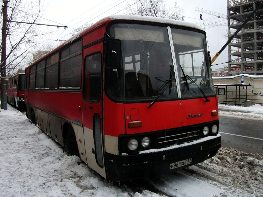 Москва, Ikarus 256 № Е 961 ОН 177