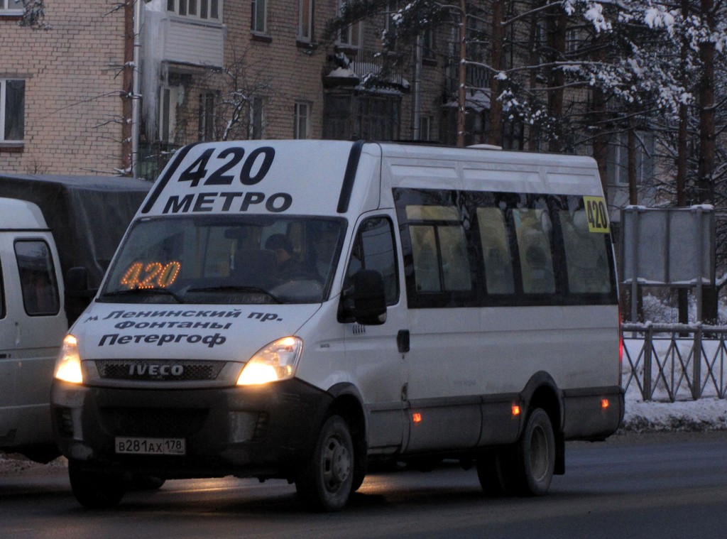 Санкт-Петербург, Нижегородец-2227UU (IVECO Daily) № В 281 АХ 178