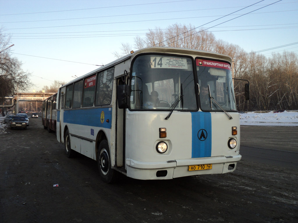 Kemerovo region - Kuzbass, LAZ-695N Nr. 009