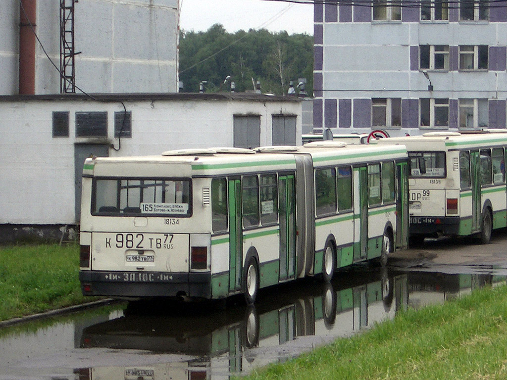 Москва, Ikarus 435.17 № 18134