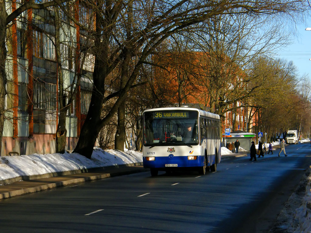 Латвия, Mercedes-Benz O345 № 67721