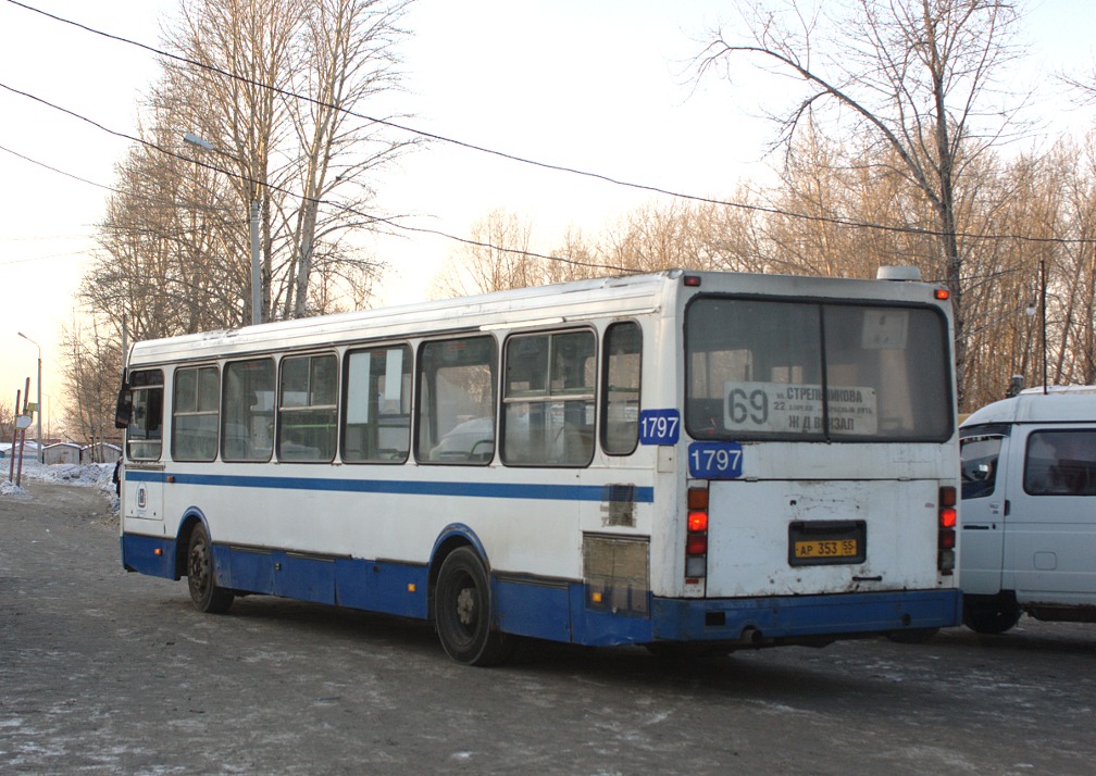 Омская область, ЛиАЗ-5256.45 № 1797