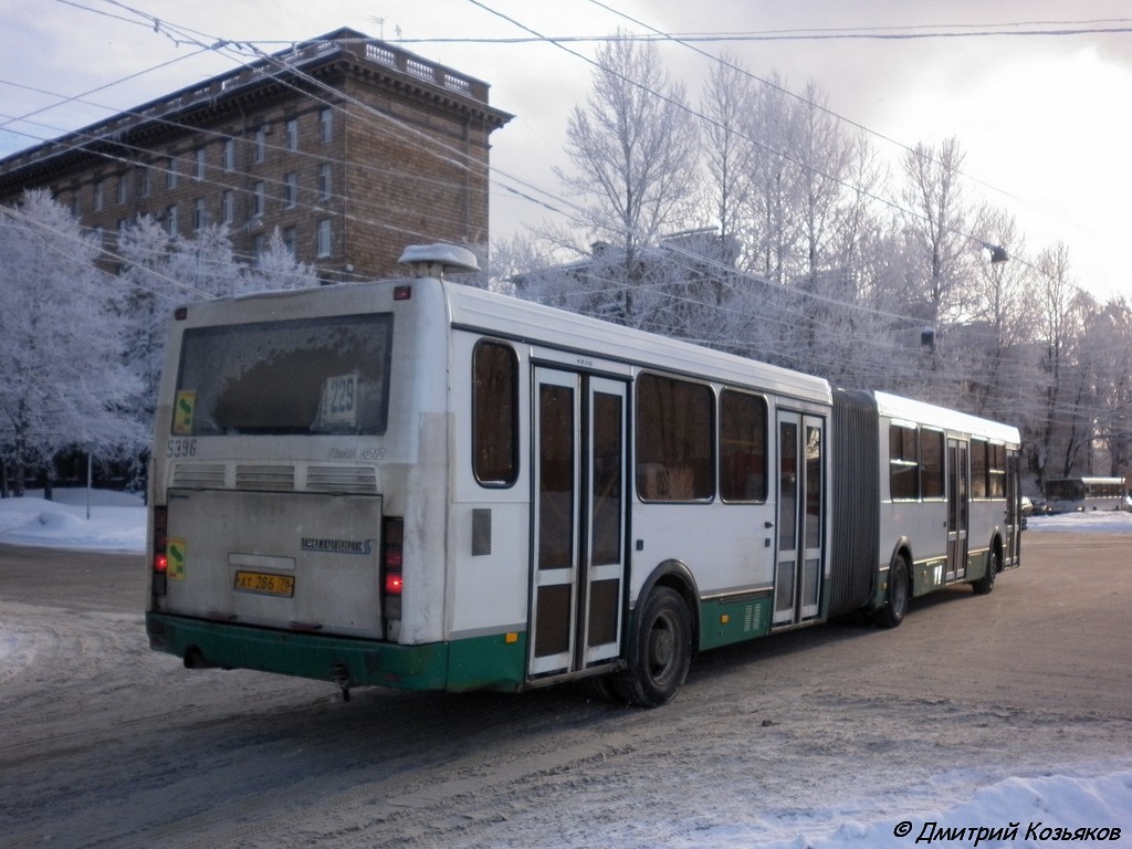 Sankt Peterburgas, LiAZ-6212.00 Nr. 5396