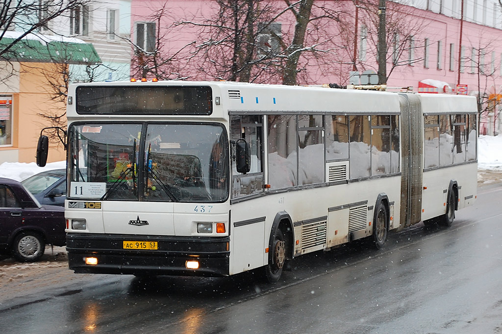 Novgorod region, MAZ-105.060 № 437