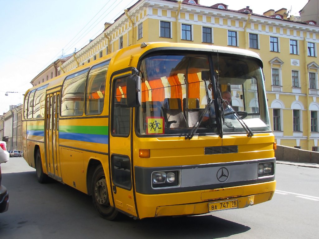 Санкт-Петербург, Mercedes-Benz O303-11ÜHE № ВА 747 78