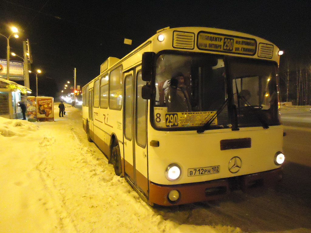 Башкортостан, Mercedes-Benz O305 № В 712 РН 102