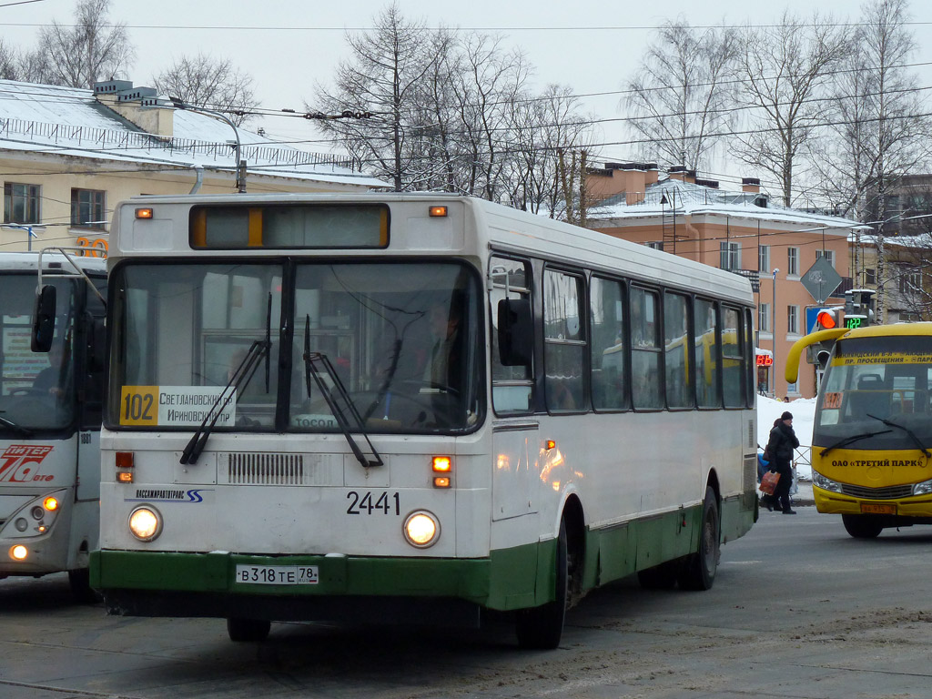 Sankt Peterburgas, LiAZ-5256.25 Nr. 2441