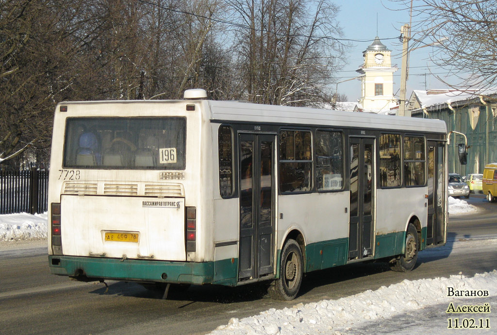 Sankt Petersburg, LiAZ-5256.25 Nr. 7728