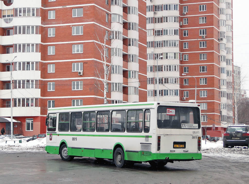 Москва, ЛиАЗ-5256.25 № 08619