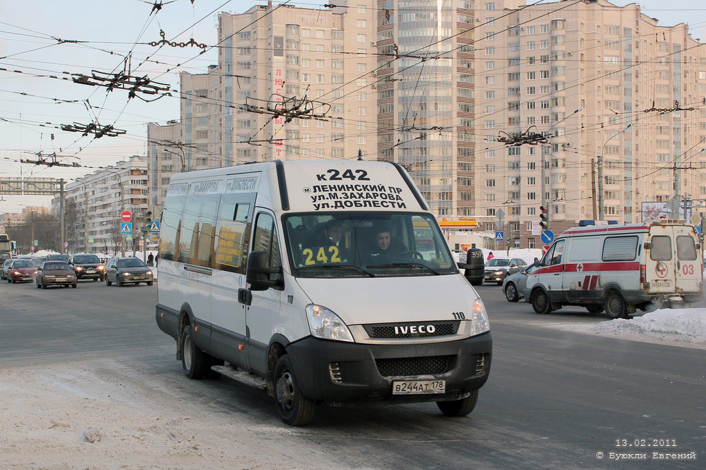 Sankt Peterburgas, Nizhegorodets-2227UT (IVECO Daily) Nr. 110