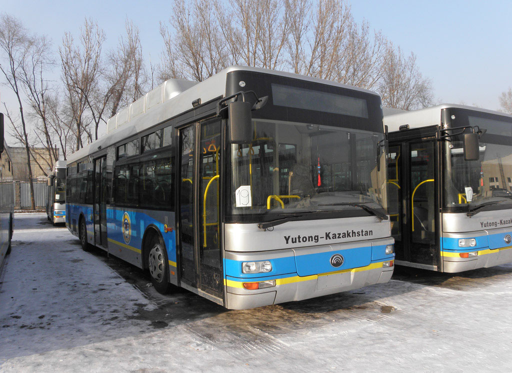 Алматы, Yutong ZK6120HGM № 19