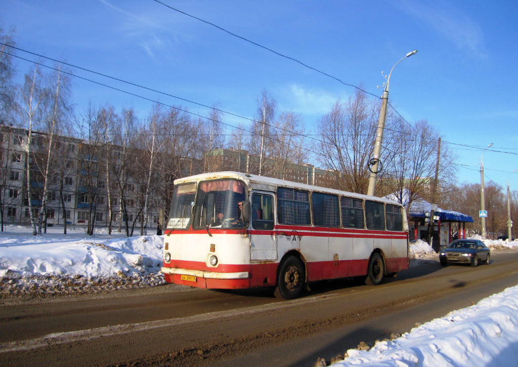 Удмуртия, ЛАЗ-695Н № ЕА 291 18