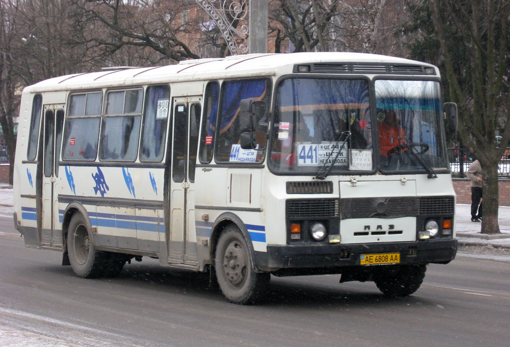 Dnepropetrovsk region, PAZ-4234 Nr. AE 6808 AA