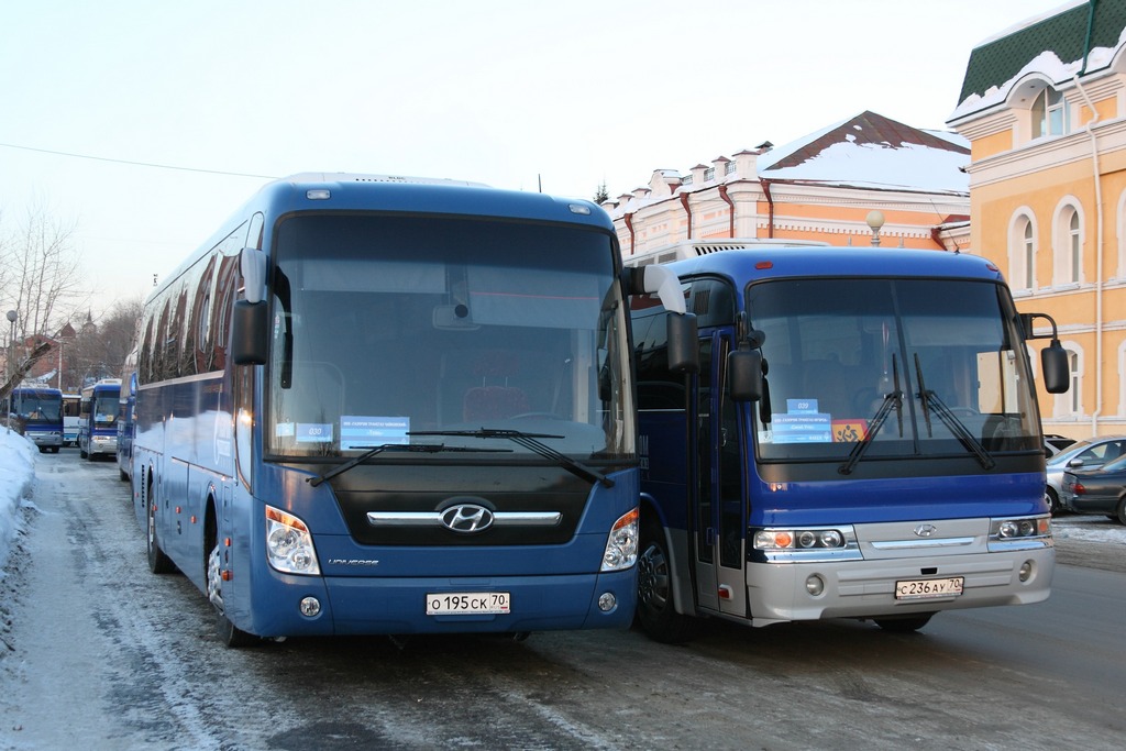 Томская область, Hyundai Universe Xpress Noble № О 195 СК 70; Томская область, Hyundai AeroSpace LS № С 236 АУ 70