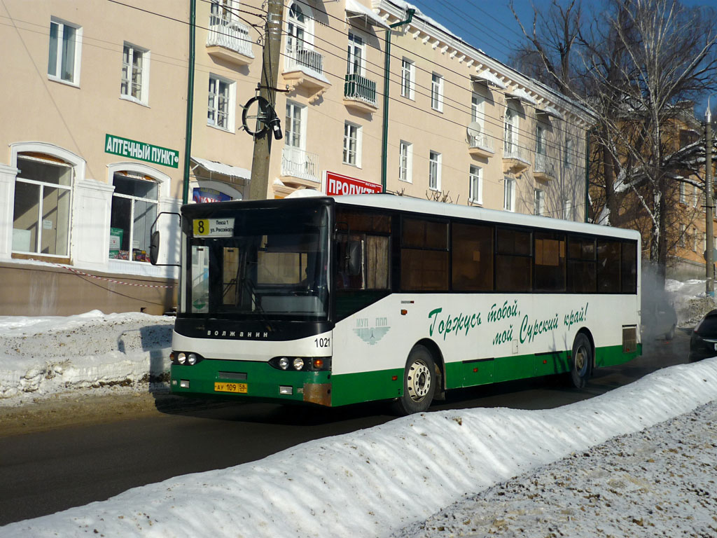 Пензенская область, Волжанин-5270-10-04 № 1021