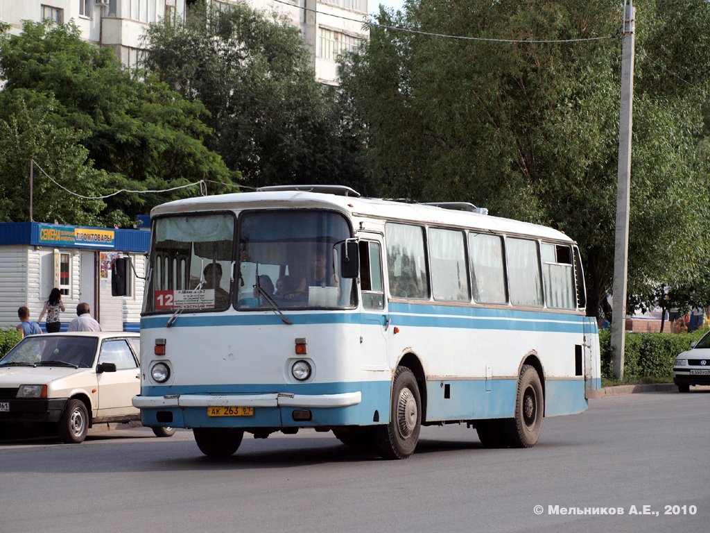 Ростовская область, ЛАЗ-695Н № 303