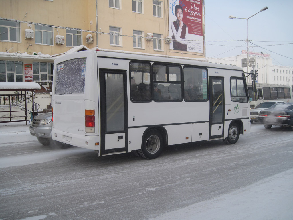 Sacha (Jakucja), PAZ-320302-08 Nr Е 661 КА 14