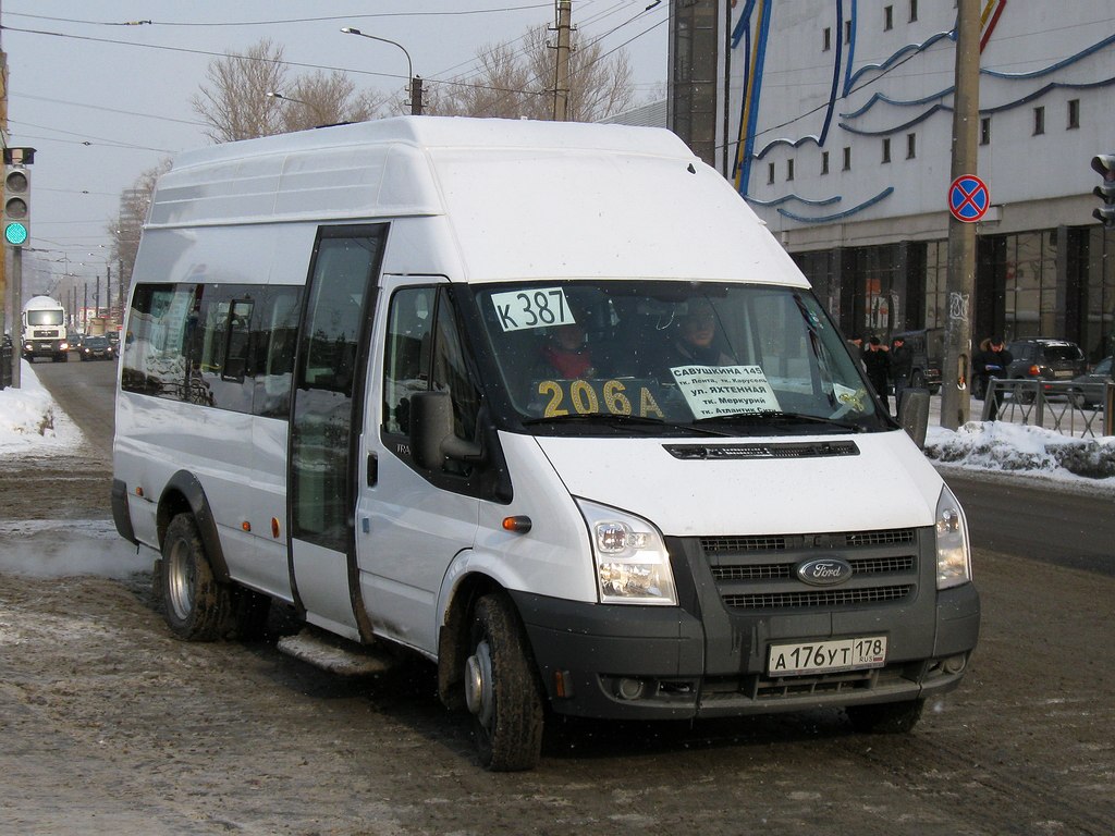 Санкт-Петербург, Нижегородец-222708  (Ford Transit) № А 176 УТ 178