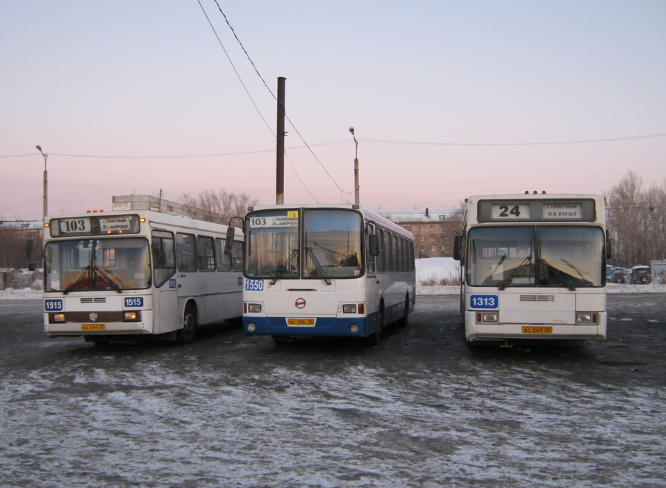 Omsk region, GolAZ-AKA-6226 Nr. 1515; Omsk region, LiAZ-5256.45 Nr. 1550; Omsk region, GolAZ-AKA-6226 Nr. 1313; Omsk region — Bus stops