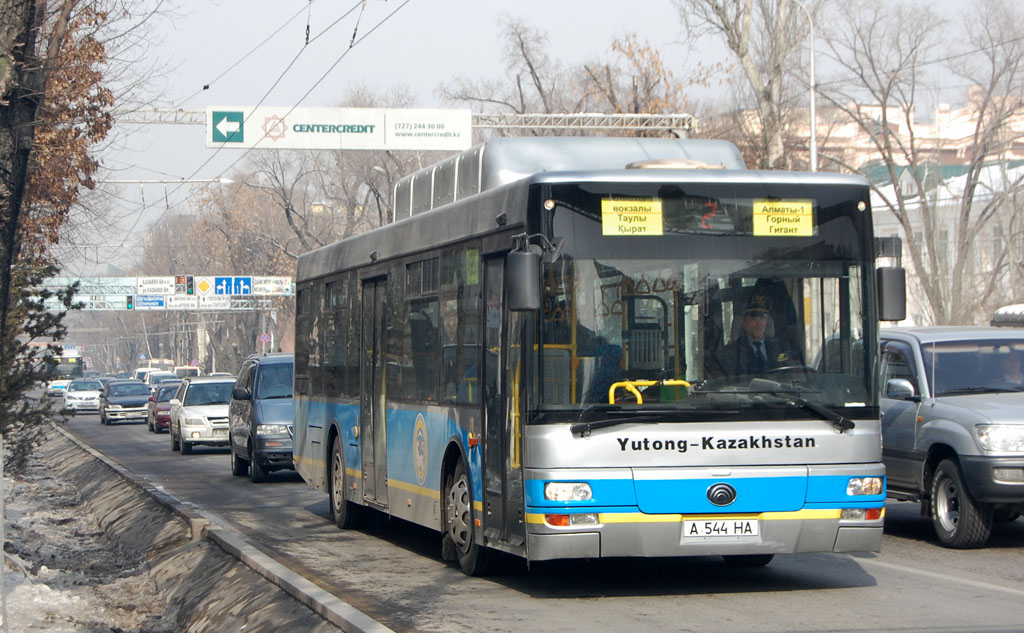 Алматы, Yutong ZK6120HGM № A 544 HA