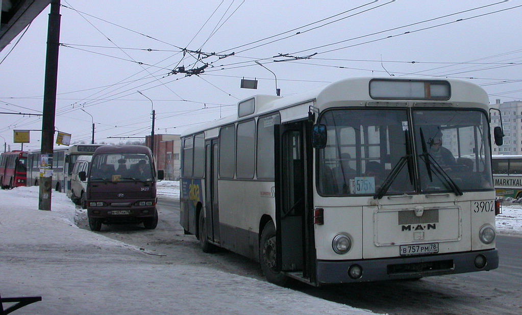 Ленинградская область, MAN 192 SL200 № 3902