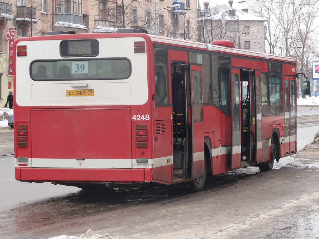 Вологодская область, Scania CN113CLL MaxCi № АА 241 35