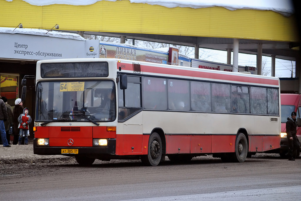 Kraj Permski, Mercedes-Benz O405N Nr АТ 385 59