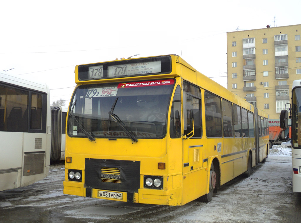 Маршрут 182 автобуса екатеринбург. 58 Автобус Кемерово. Автобус 182.