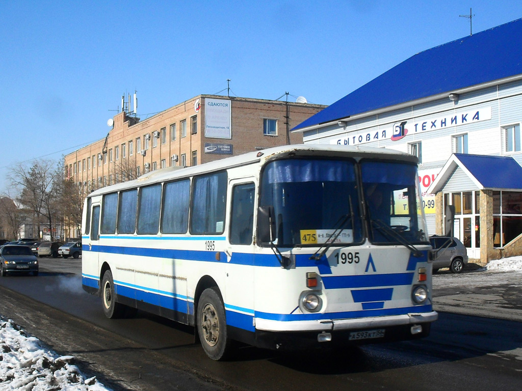 Ижевск оренбург автобус. ЛАЗ 699. ЛАЗ-699 автобус 1995 год. Автоколонна 1825 Оренбург. Автоколонна 1499 ЛАЗ.