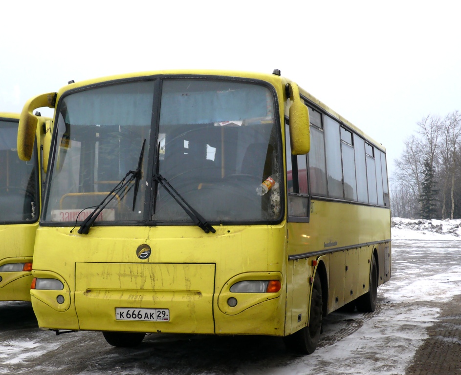 Архангельская область, КАвЗ-4238-00 № 1907