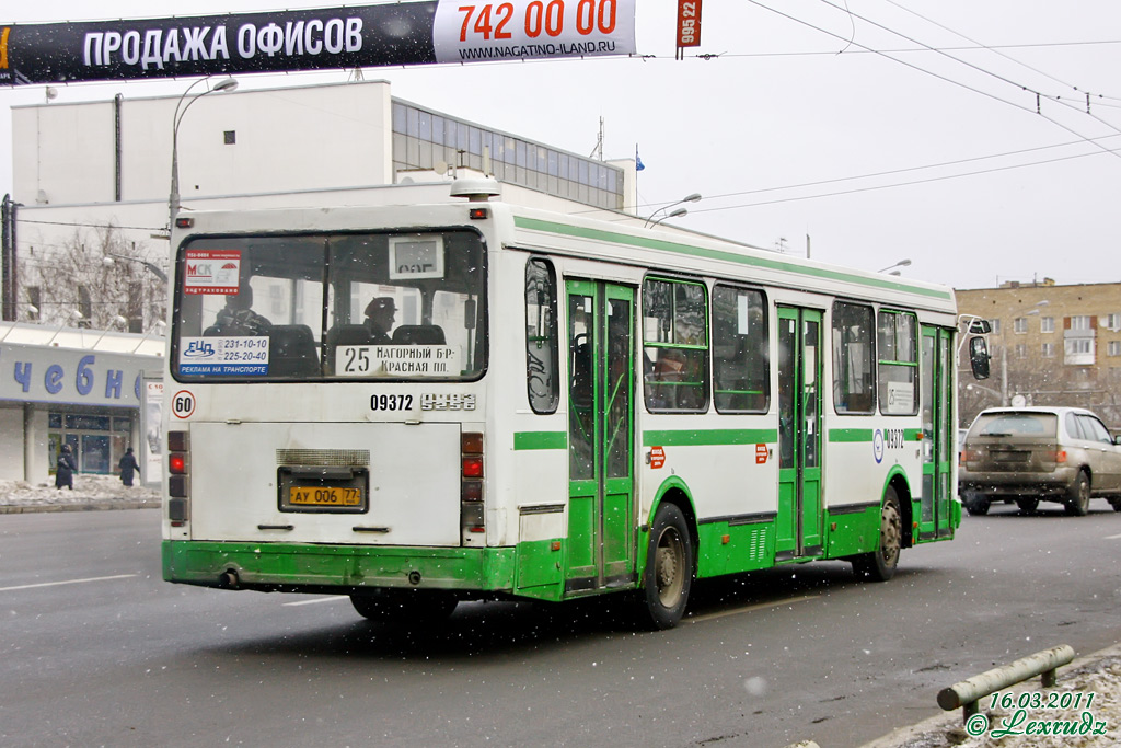 Москва, ЛиАЗ-5256.25 № 09372