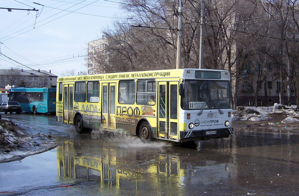 Самарская область, ЛиАЗ-5256.25 № Х 162 НМ 63