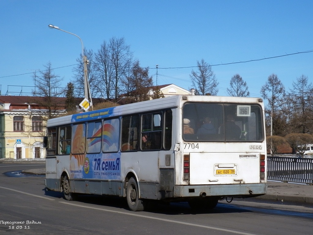 Санкт-Пецярбург, ЛиАЗ-5256.25 № 7704