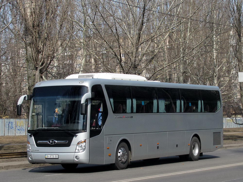 Адэская вобласць, Hyundai Universe Xpress Noble № BH 8750 BO