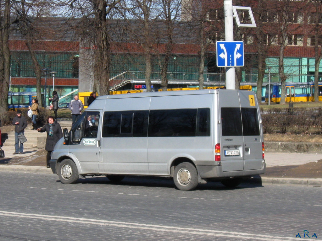 Литва, Ford Transit 100T300 № AOV 070