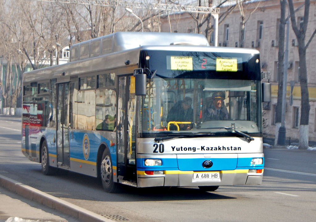 Алматы, Yutong ZK6120HGM № 20