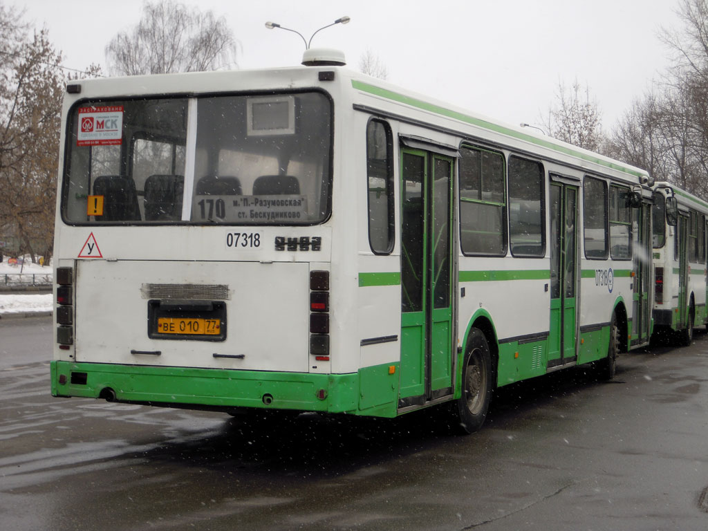 Moskau, LiAZ-5256.25 Nr. 07318