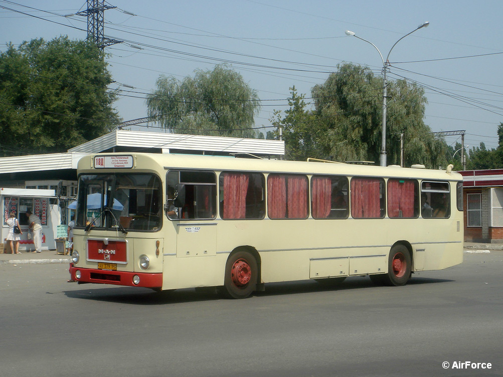 Саратовская область, MAN 192 SL200 № АХ 379 64