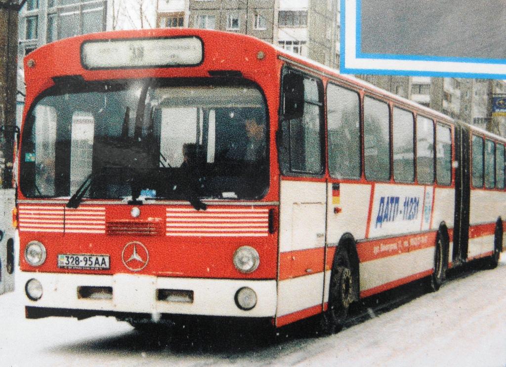 Днепропетровская область, Mercedes-Benz O305G № 328-95 АА