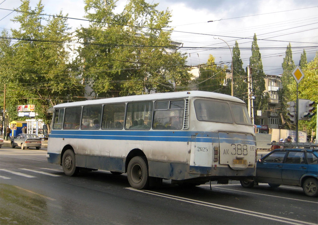 Свердловская область, ЛАЗ-695Н № 2025