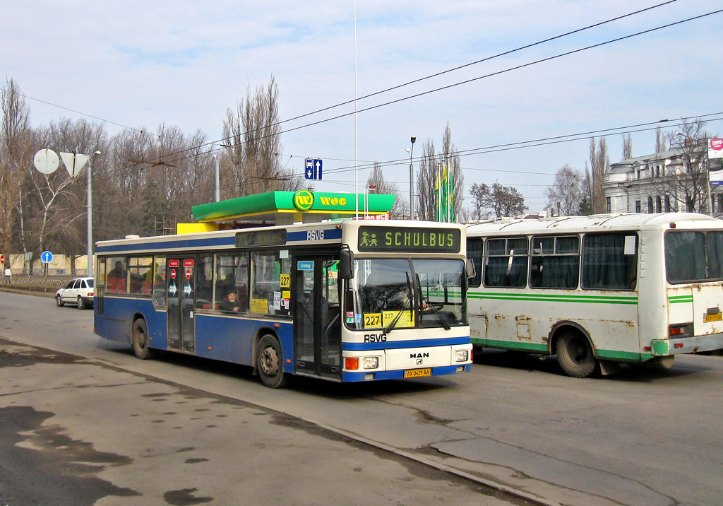Kharkov region, MAN A10 NL202 sz.: 232