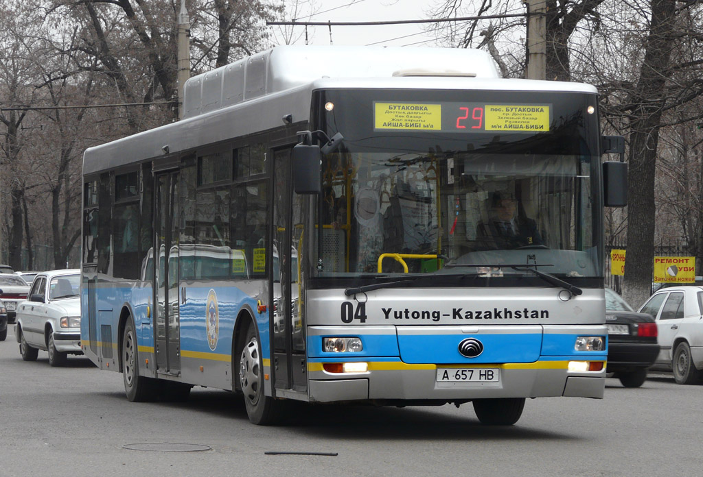 Алматы, Yutong ZK6120HGM № 04