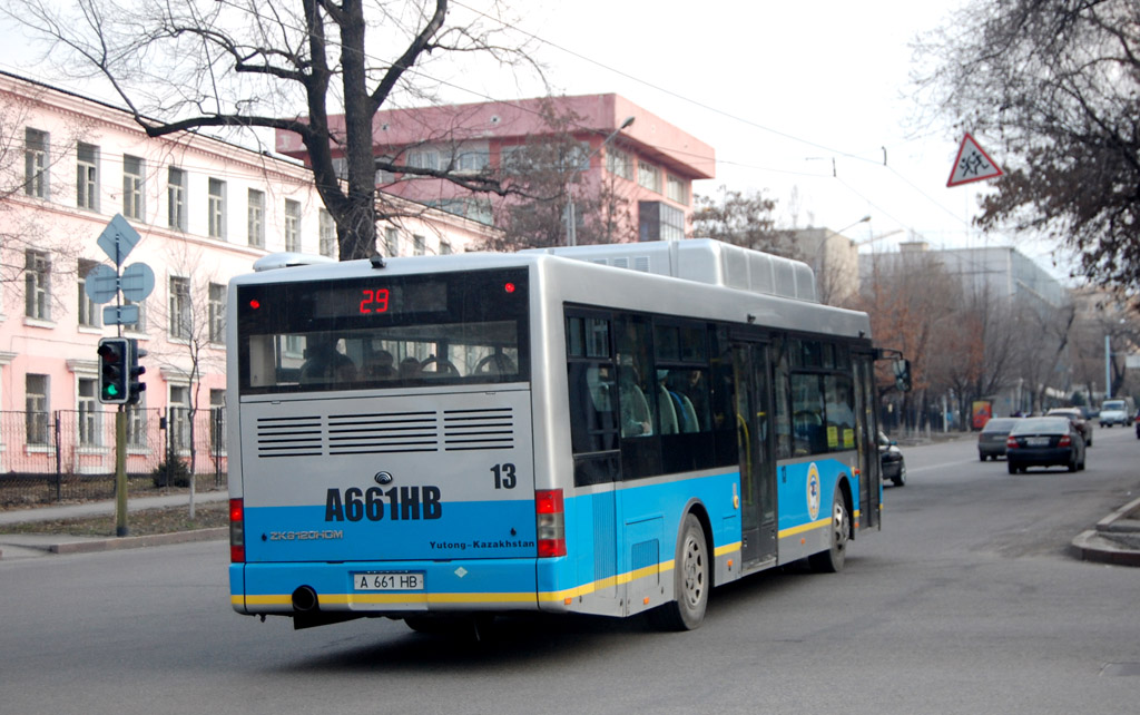 Алматы, Yutong ZK6120HGM № 13