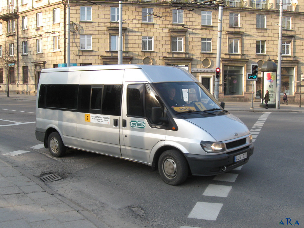 Литва, Ford Transit 100T300 № AOV 070