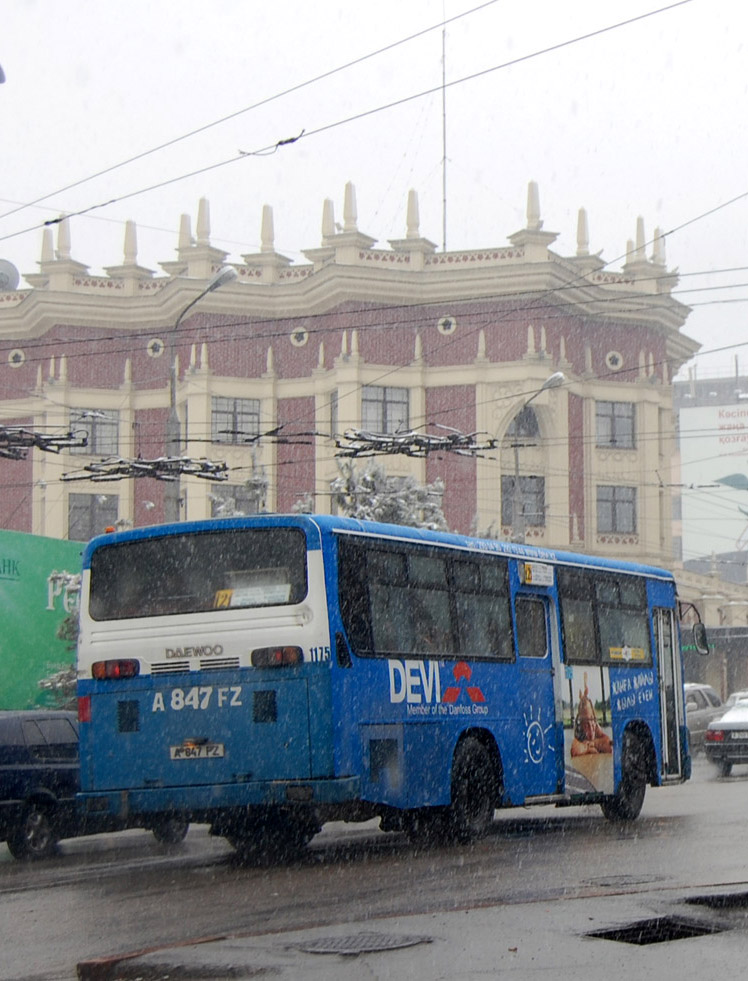 Алматы, Daewoo BS090 Royal Midi (Ulsan) № 1175