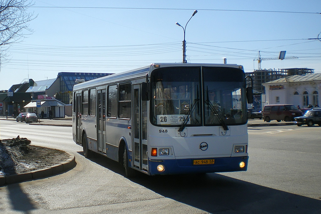 Novgorod region, LiAZ-5256.57 № 948