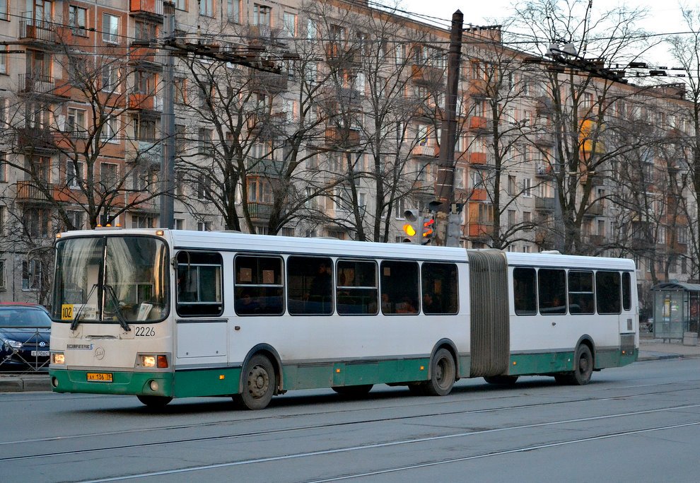 Sankt Petersburg, LiAZ-6212.00 Nr. 2226