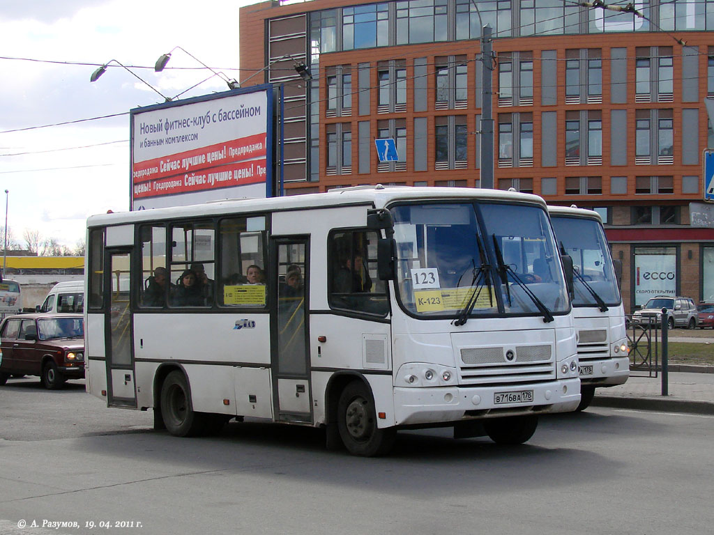 Санкт-Петербург, ПАЗ-320402-03 № 111