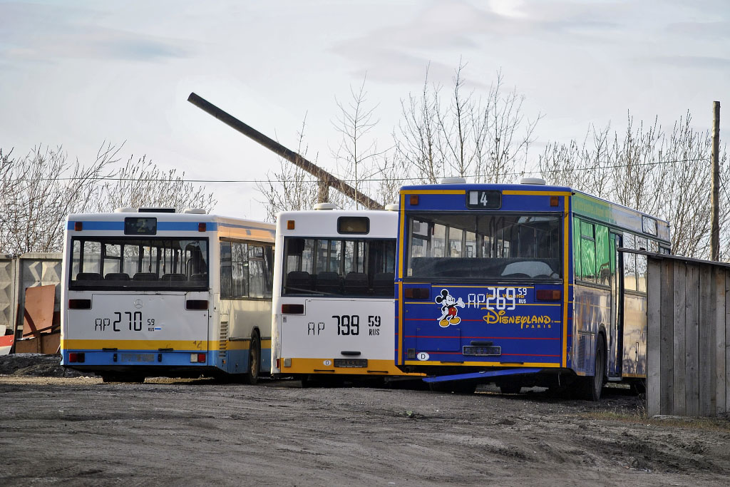 Permi határterület — Buses without plate numbers